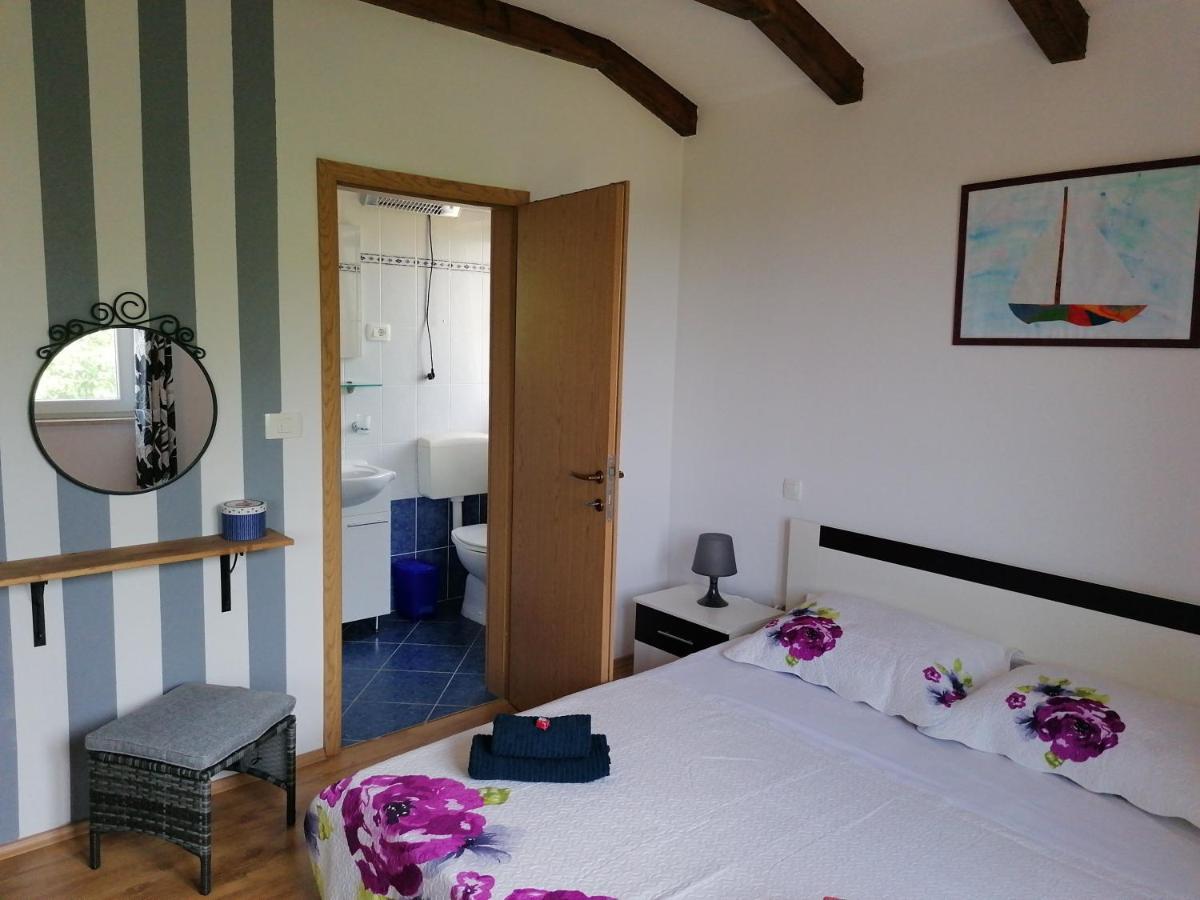 Apartamento House Mario Near Rovinj Kanfanar Exterior foto